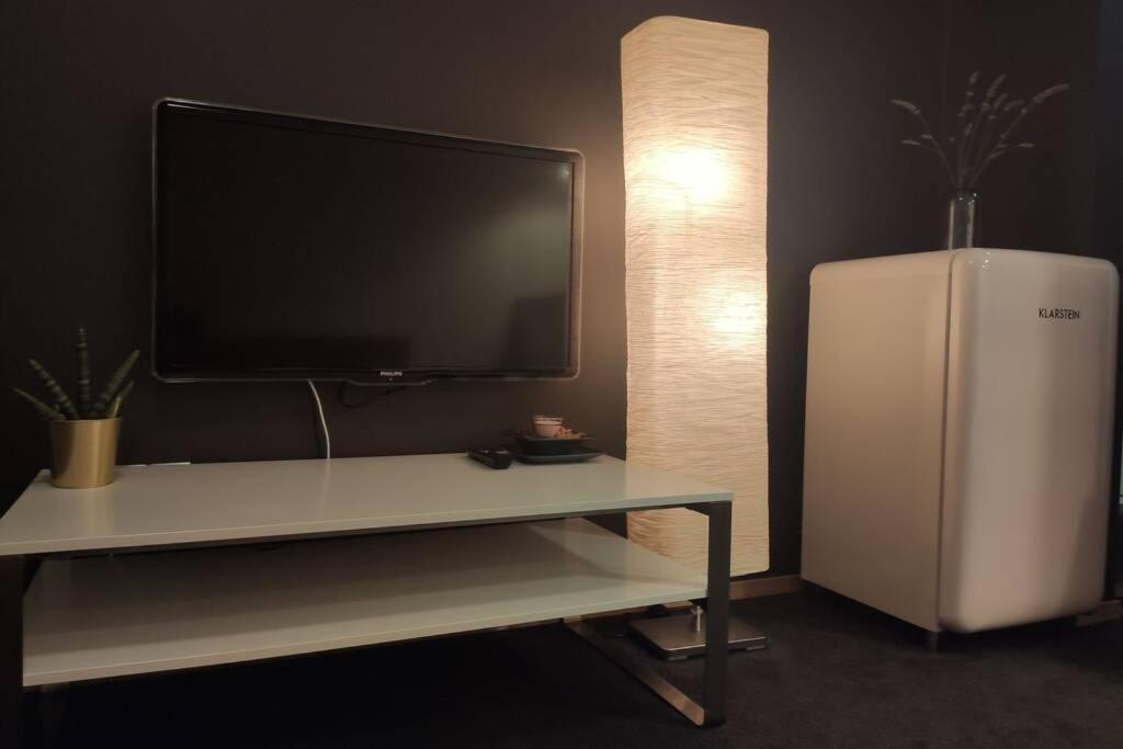 Studio Apartment "Iris" Птуй Екстериор снимка