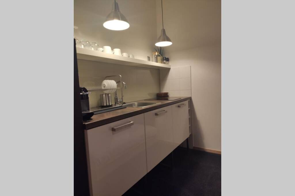 Studio Apartment "Iris" Птуй Екстериор снимка