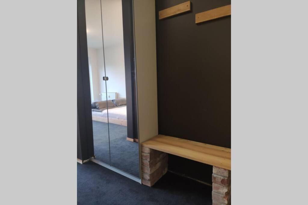 Studio Apartment "Iris" Птуй Екстериор снимка
